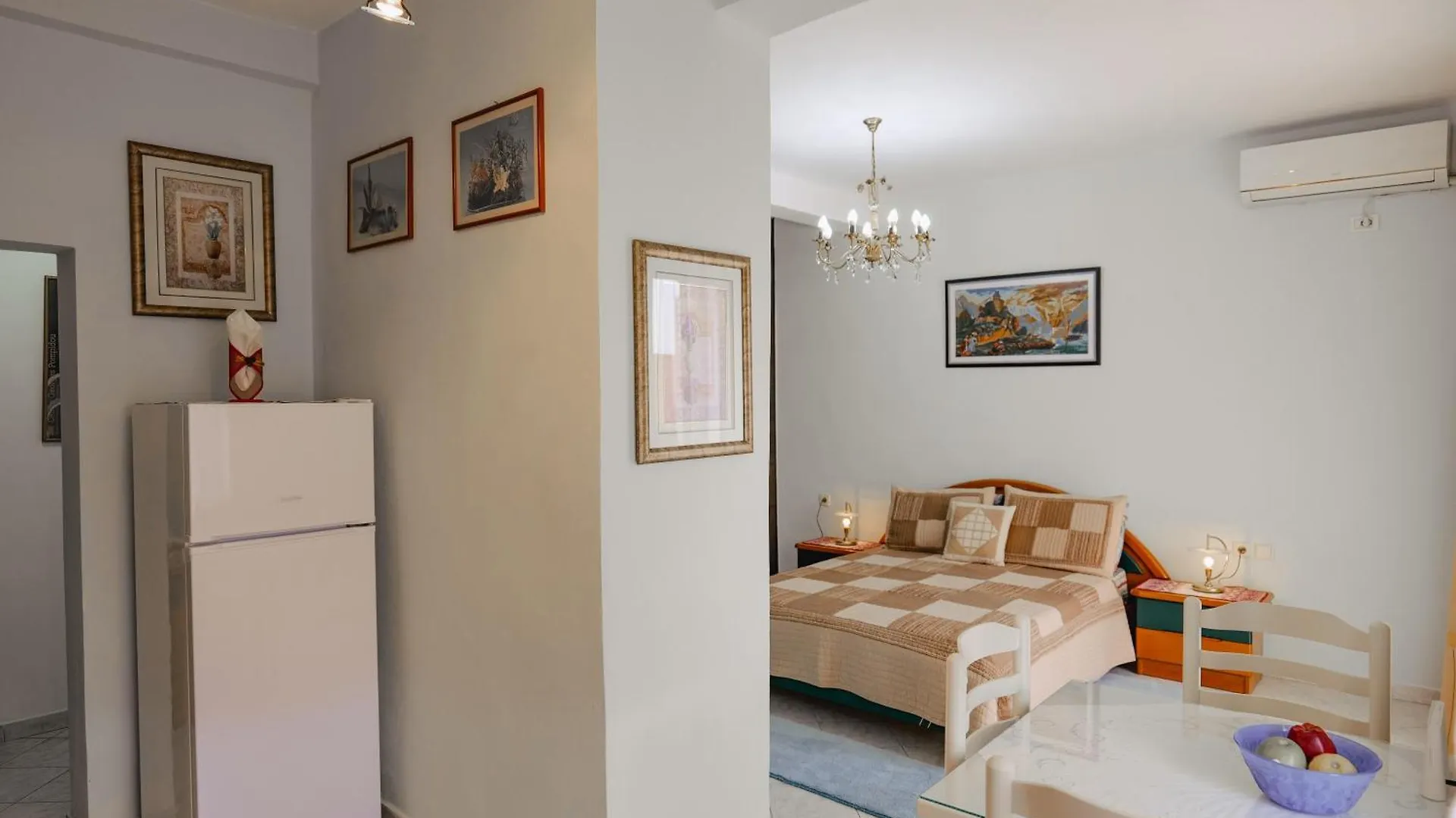 아파트 Thimios Rooms Sarandë